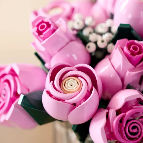 LEGO® Botanicals Bouquet of Pink Roses - Image 6