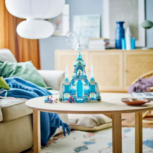 LEGO® ǀ Disney Frozen Elsa’s Ice Palace - Image 6