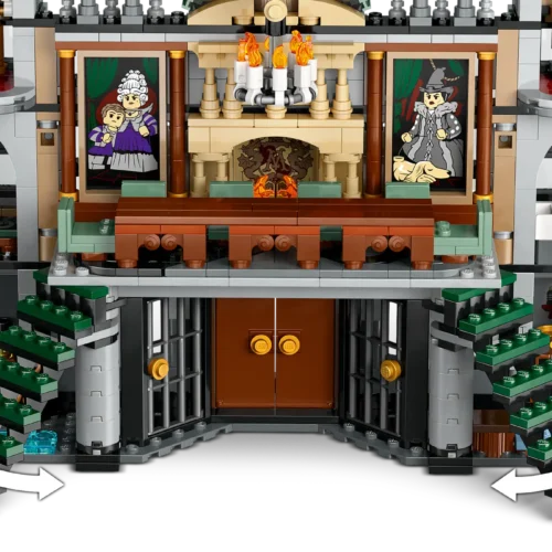LEGO® Harry Potter™ Malfoy Manor - Image 4